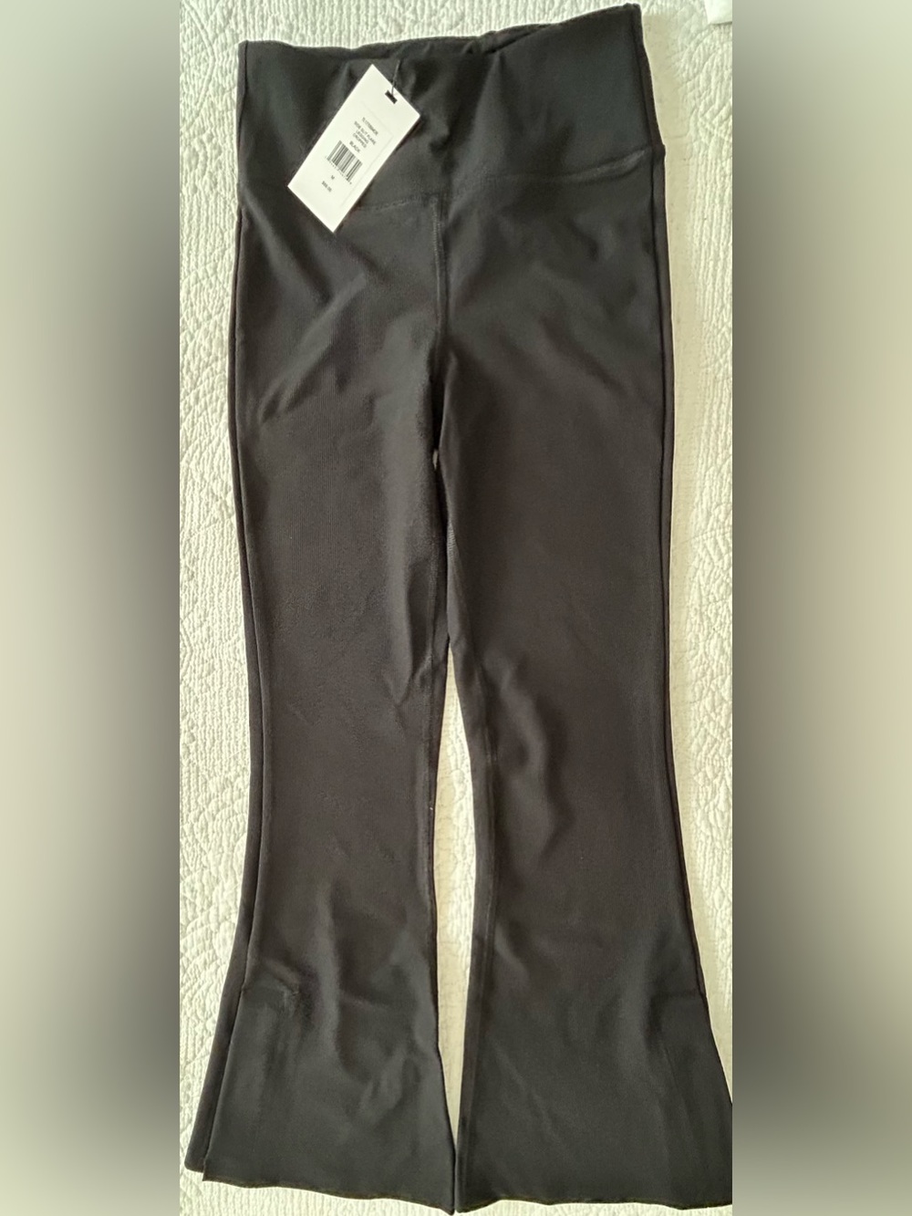 Thrive Societe Women’s Black Side Slit Flare Legging Cropped Leggings